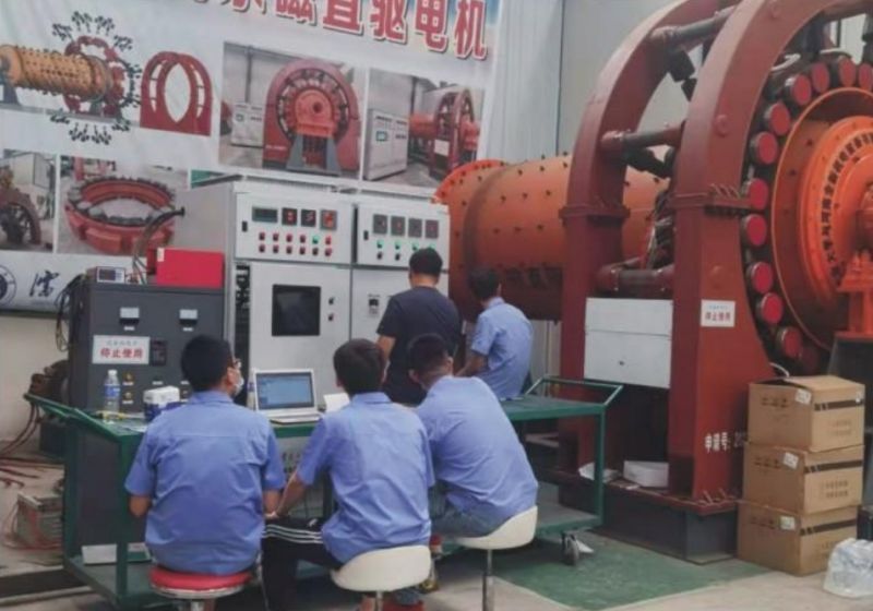 沈陽工業大學研究團隊對永磁直驅球磨機進行（háng）調試